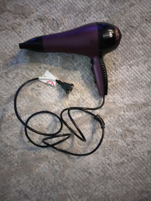 Професионален сешоар за коса