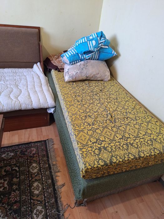 Подарявам мебели