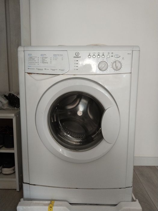 Стиральная машина Indesit