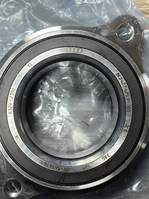 Лагер главина Ауди Порше оригинален  8K0407625P