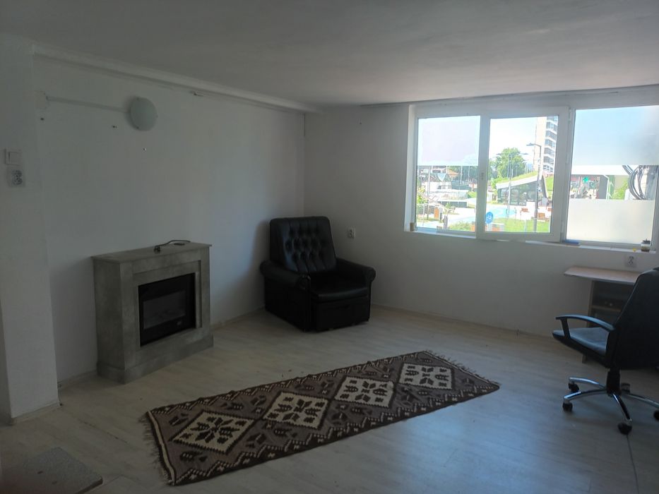 Spatiu comercial  stradal , zona 0  - proprietar 70 mp