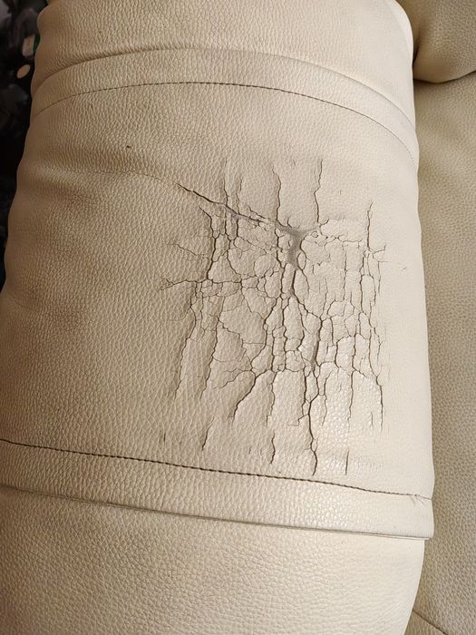 Сет от Диван и 2бр Фотьойли