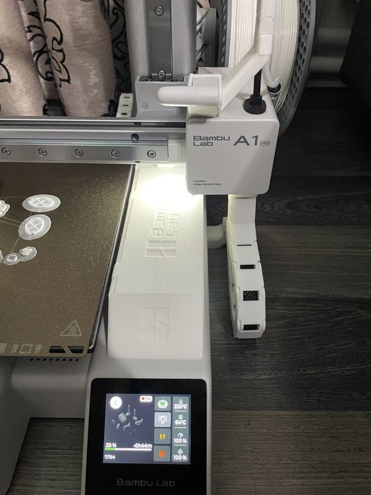 Vand Imprimanta 3D Bambu Lab A1 Mini ca noua