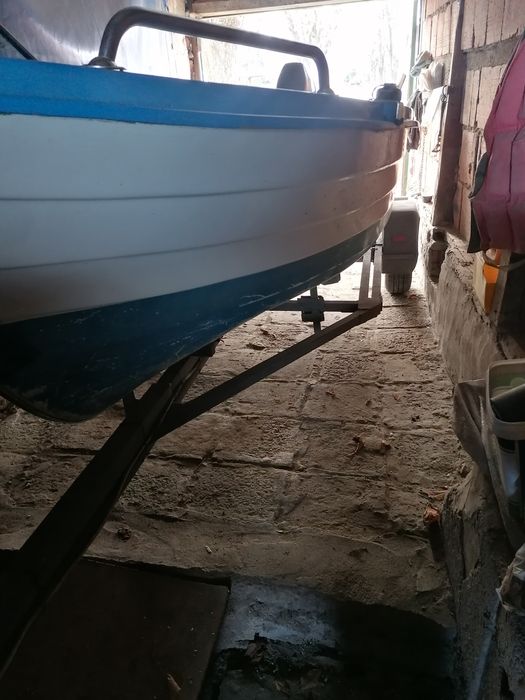 Лодка мотор колесар и сонар