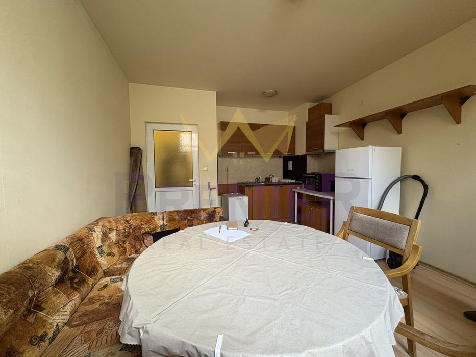 Дава се под наем Двустаен апартамент в Варна, Център - 65 кв.м за 382.5 € - Снимка #4