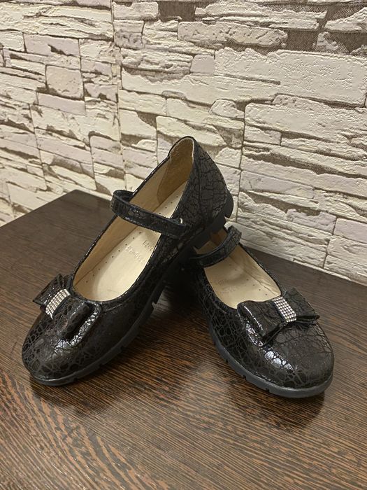 Продам туфли кожаные