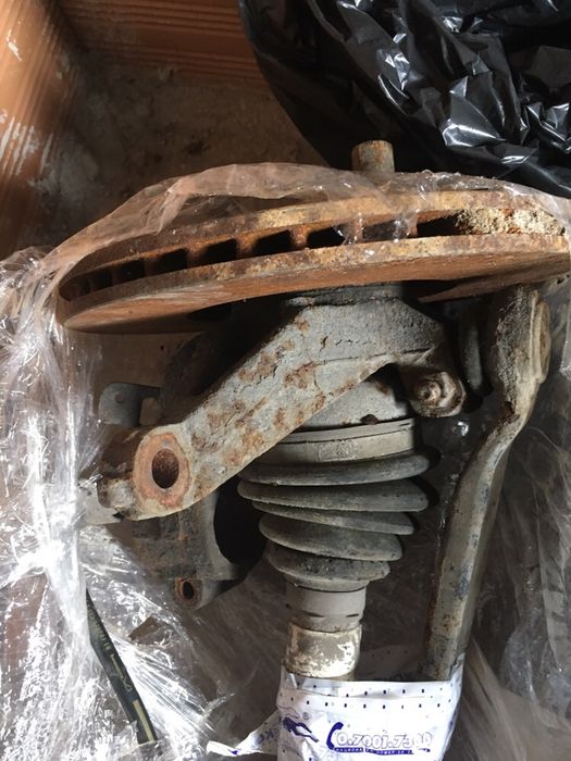 Продавам Бартер части за Берлинго комплекта