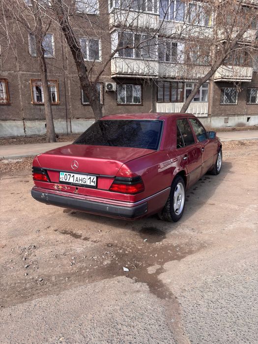 Продам Мерседес 124