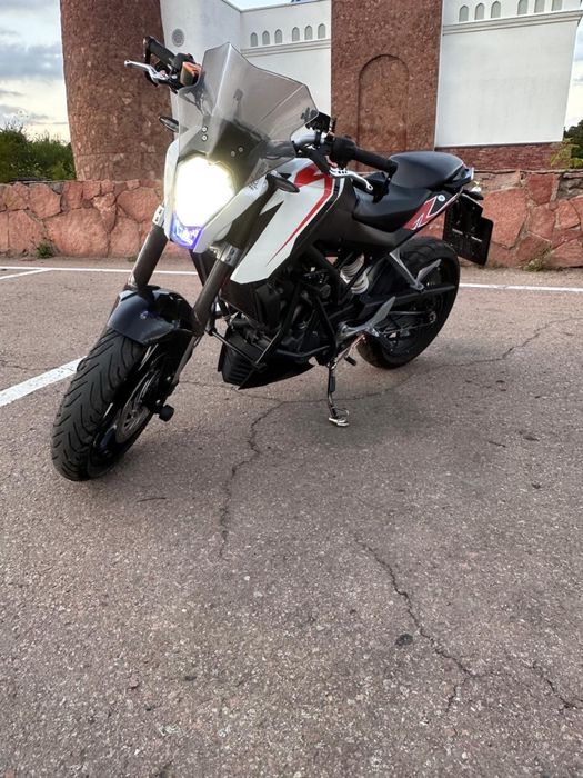 Продам мотоцикл Ktm duke 200