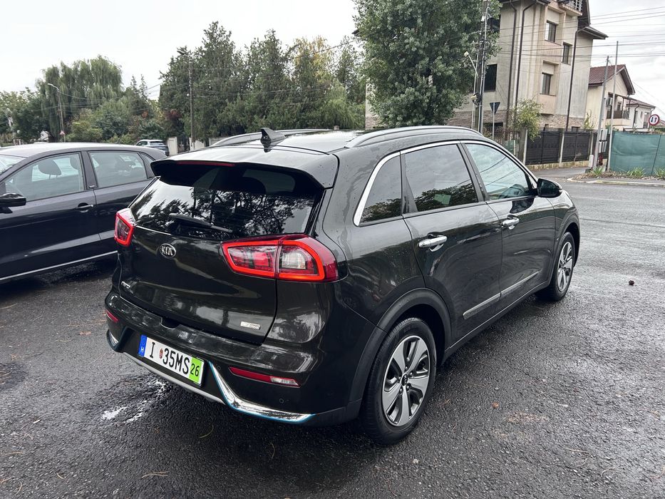 Kia Niro plug In Hibrid 2018 Cutie automata ACC PHEV