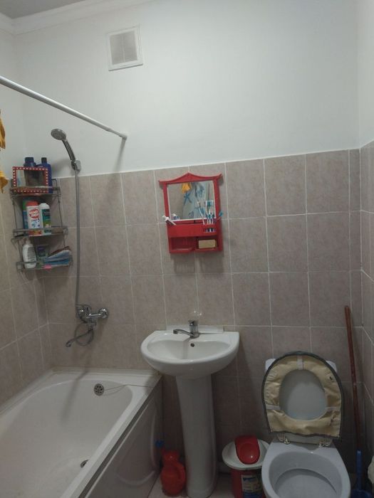 27 МКР да 1 комнаталы квартира сатылады изинде кредити бар