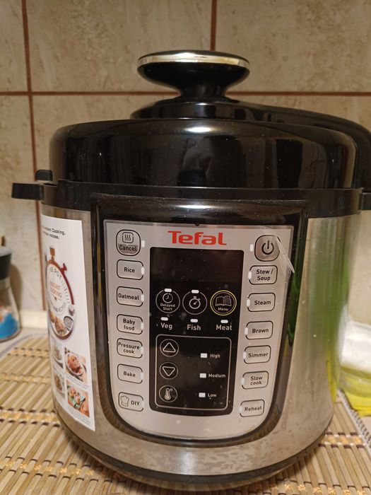 Oala sub preisune Tefal One Pot