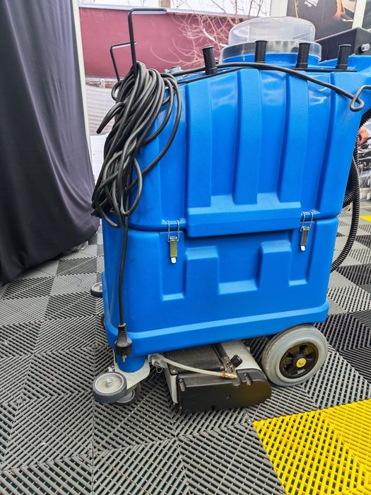 Închirieri utilaje Profesionale Curatenie.Injectie.Extractie Mochete