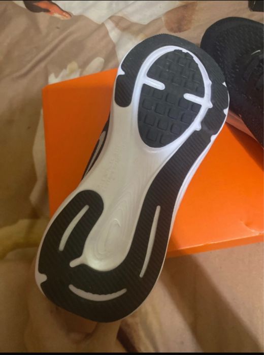 Adidasi nike originali