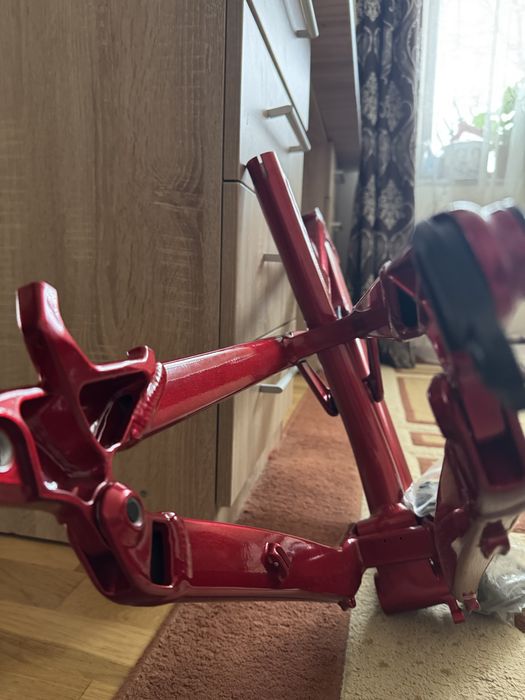 Cadru Canyon Torque 5 AL 2023 - Mărime XL - Custom Candy Red (Tot cu shock)