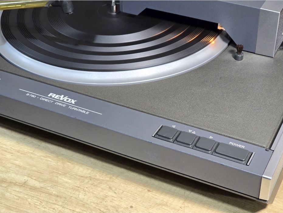 Pick-up REVOX B790, direct drive,  full automatic, linear , vintage