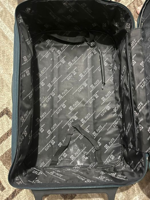 Чемоданы продам.бу5000тг