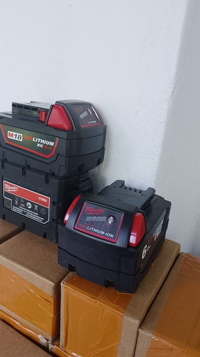 2 buc baterii Milwaukee 6A