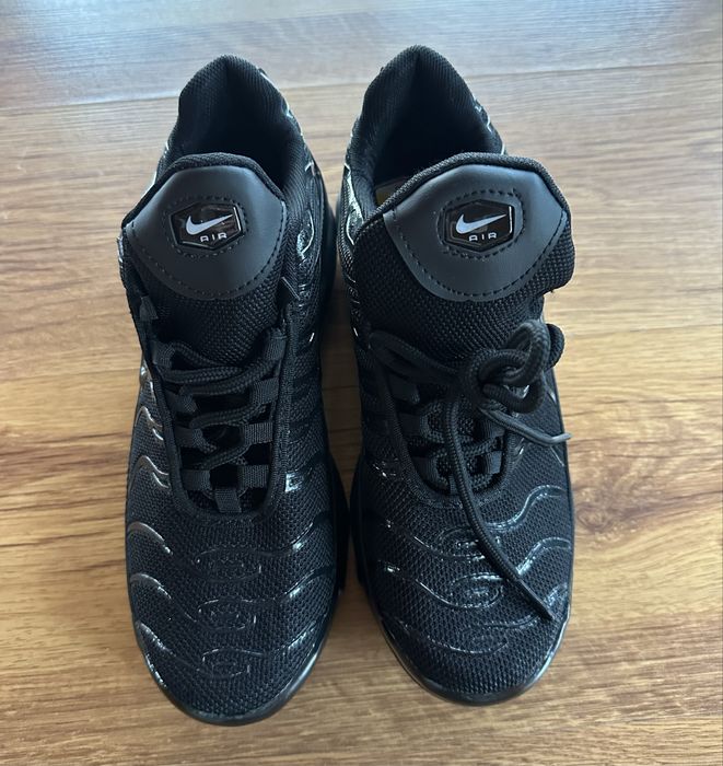 Мъжки,черни маратонки Nike TN