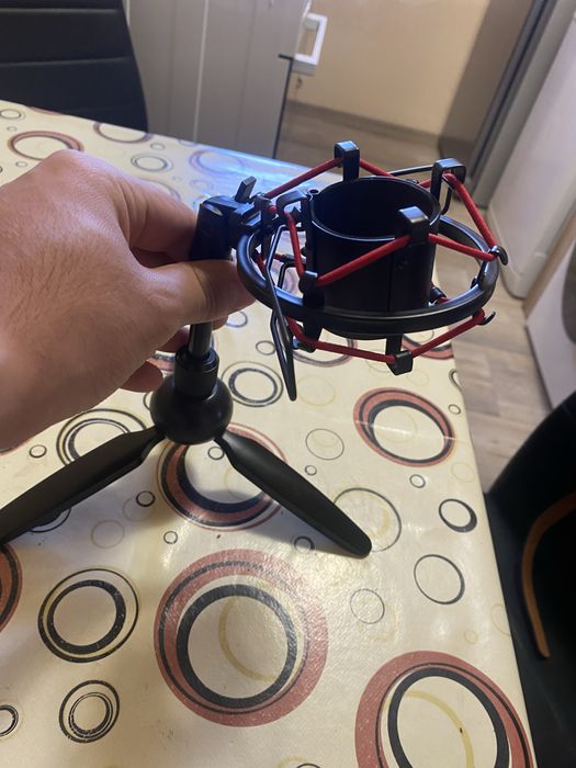 Микрофона с USB Trust GXT 244