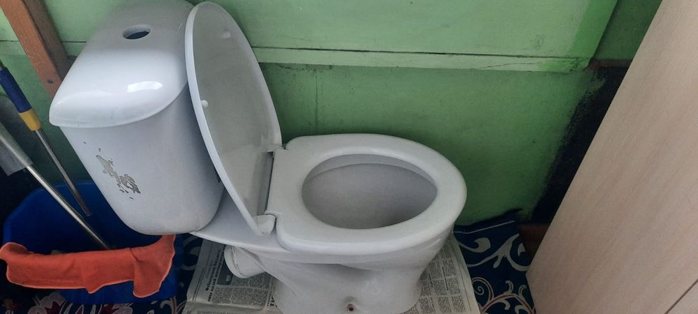 Продам унитаз рабочий