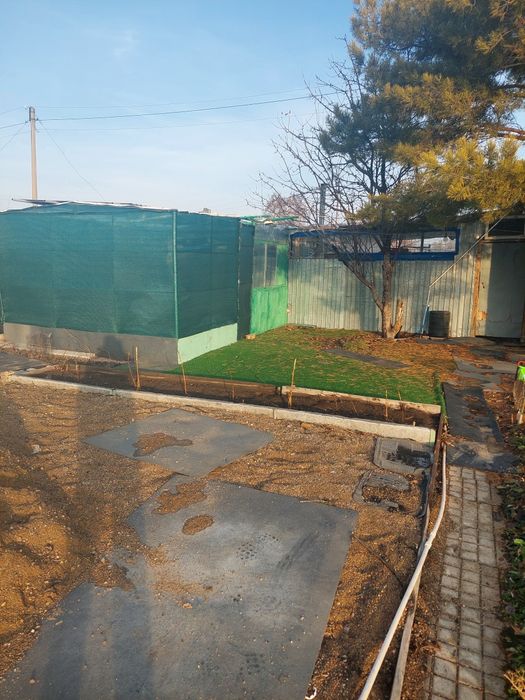 Дача с кирпичным домиком