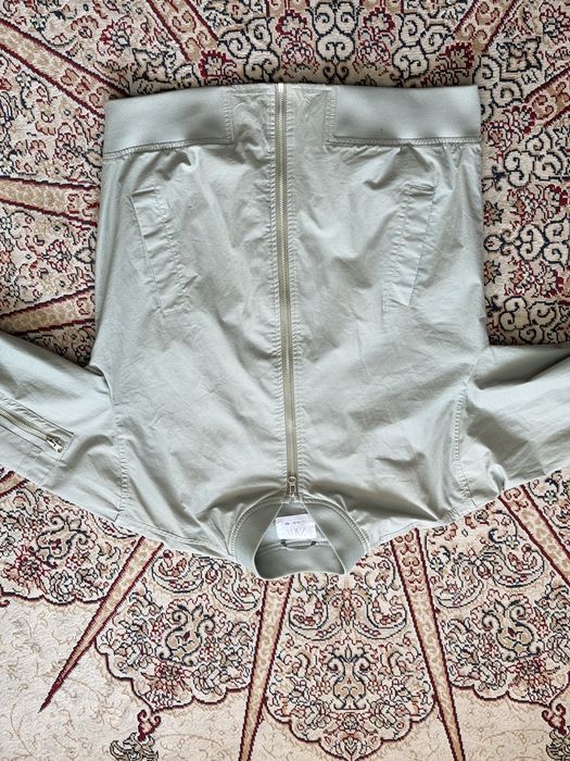 Продам куртку ZARA