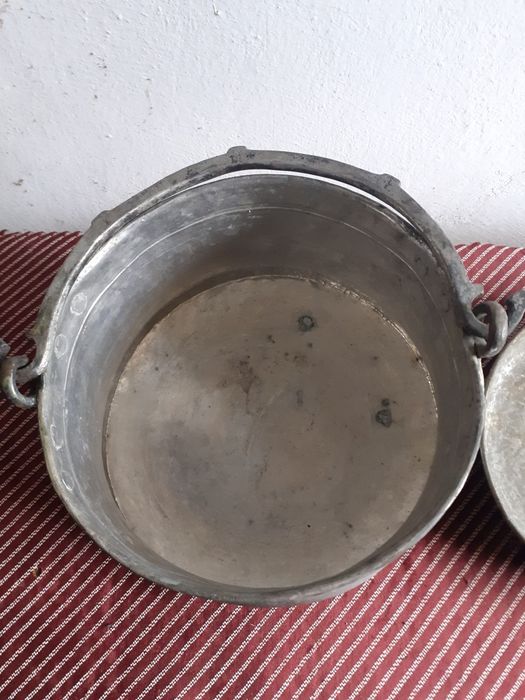 Стара медна (бакърена) тава и котел , менче