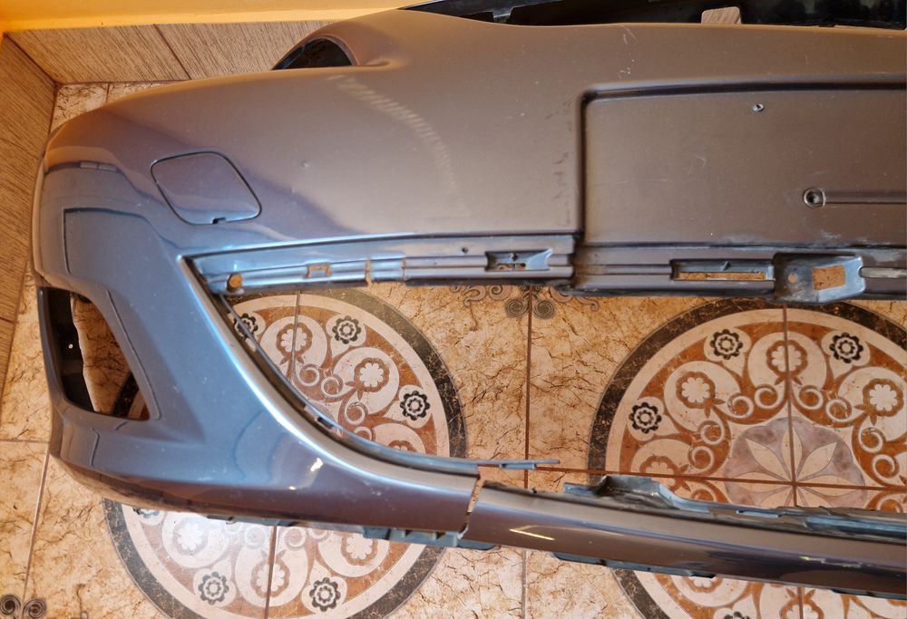 Предна броня Opel Astra J 2009-2013 г.