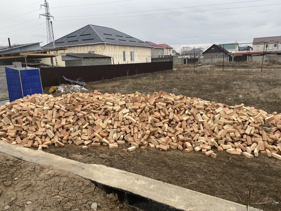 кирпич с доставкой