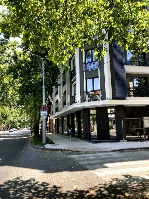 Двустаен апартамент до Военна болница