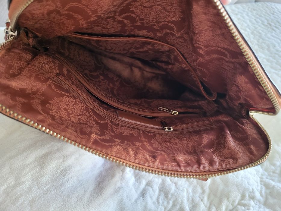 Кожаная сумка женская