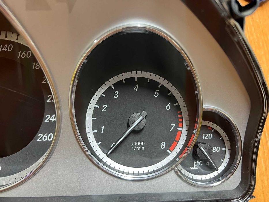 W212 Панель приборов до рест. Цветная.