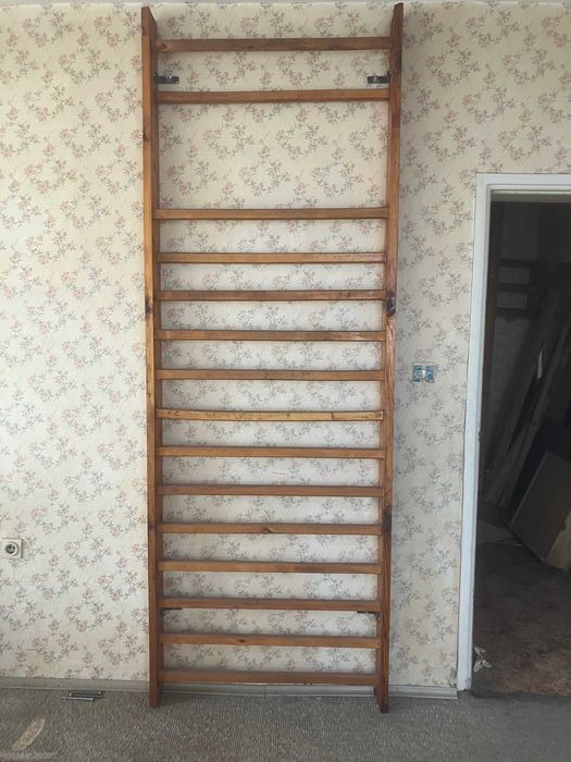 Шветска стена, употребявана, 256 х 90 см 13 стъпала
