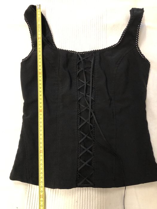 Дамски бюстиета и пола