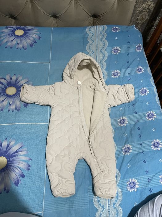 Продам абсолютно новый детский комбинезон фирменный