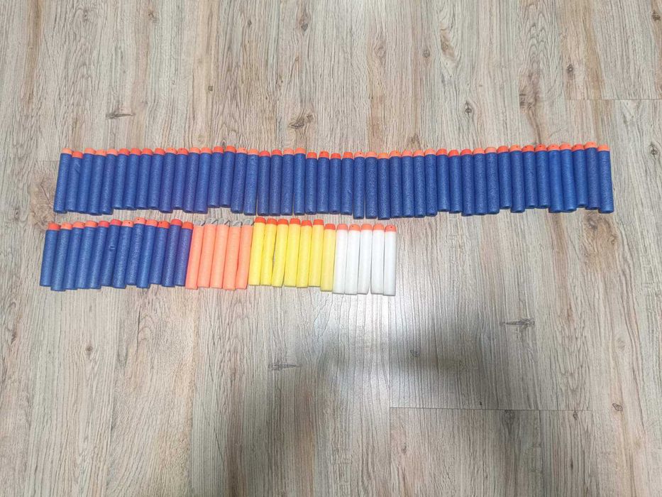 Комплект Hasbro Nerf бластери (9 бр.) + патрони – отлично състояние