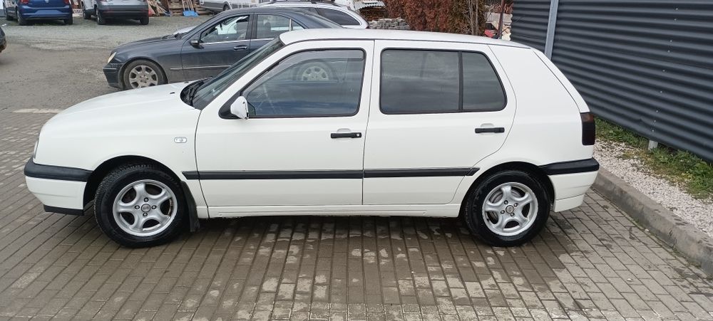 Volkswagen GOLF 3- 1.9D