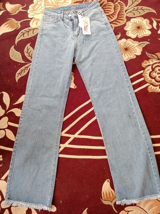 Джинсы хорошем качестве