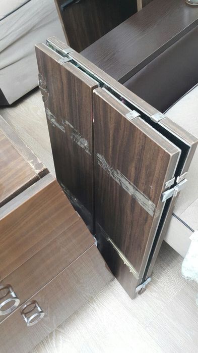 Продаю зеркало складное