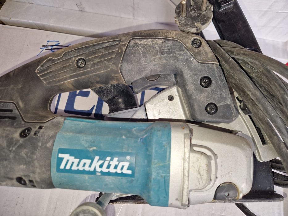 Makita Sg1251 j 1400w