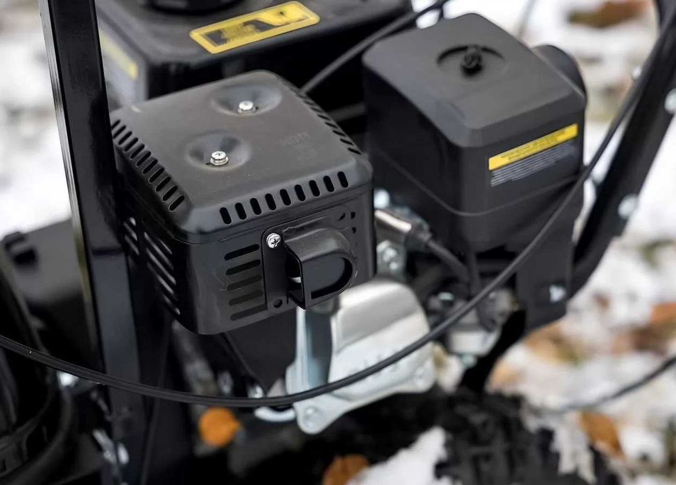 Снегоуборщик Champion ST661