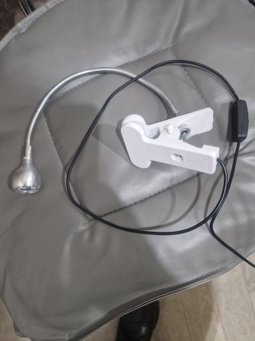 Продам фанарик для маникюра