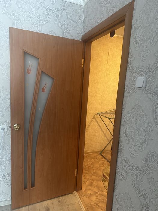 Продам двери межкомнатные