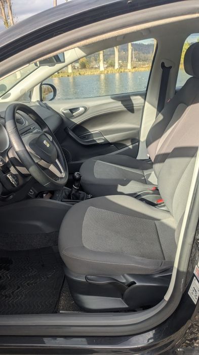 Seat Ibiza 2012 benzină, 4.563 € — imagine 3