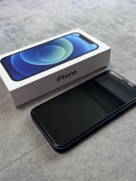 Продам Iphone 13