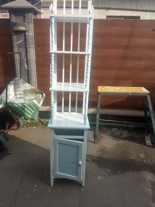 Продам.стильную.этажерку.