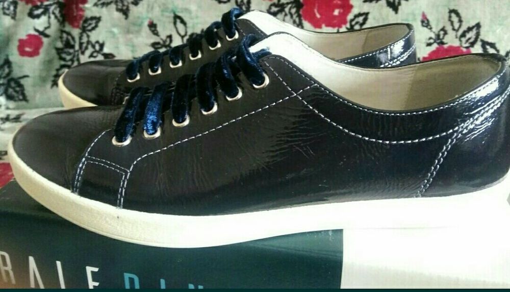 Кроссовки кеды кожаные !!!