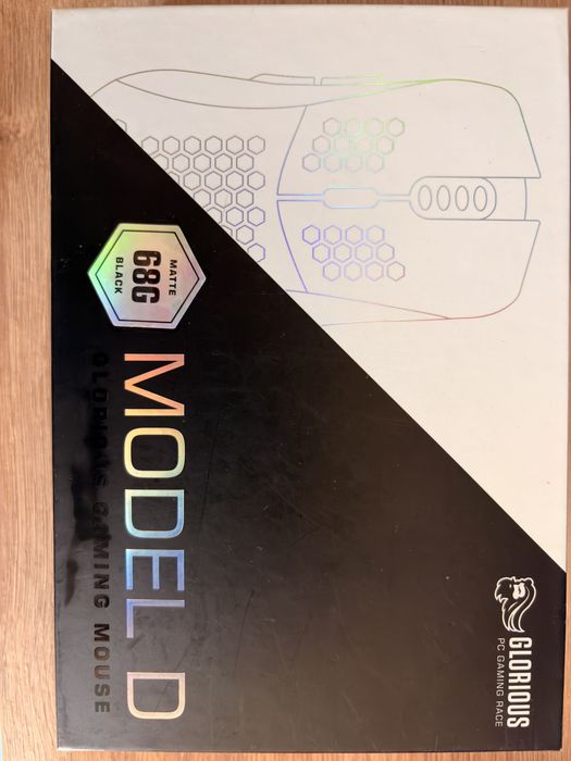 Геймърска мишка Glorious Model D