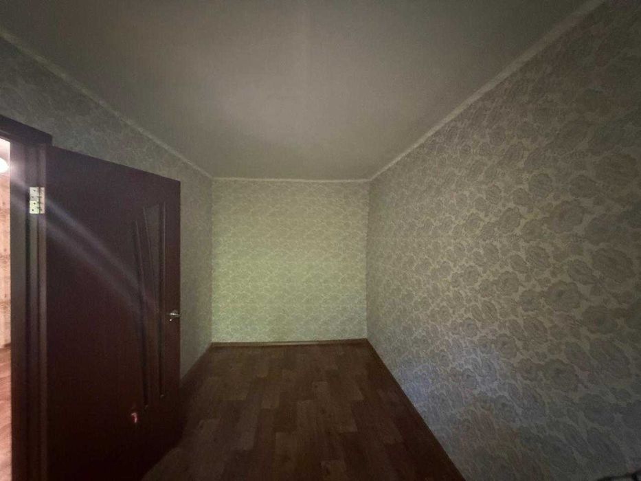 -ПРодам 2 комн по Строителей. Этаж средний! Не угловая! - View 5
